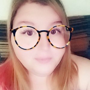 Meet your Posher, Kay